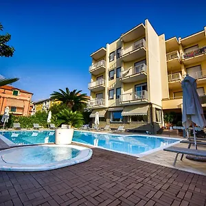 Splendid 3*, Diano Marina Italië